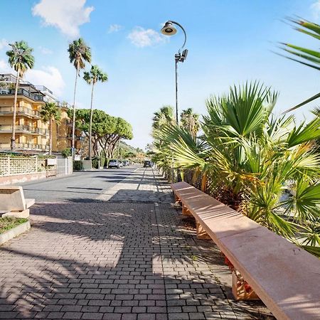 Apartament Casa Laura Elena San Bartolomeo Al Mare Zewnętrze zdjęcie